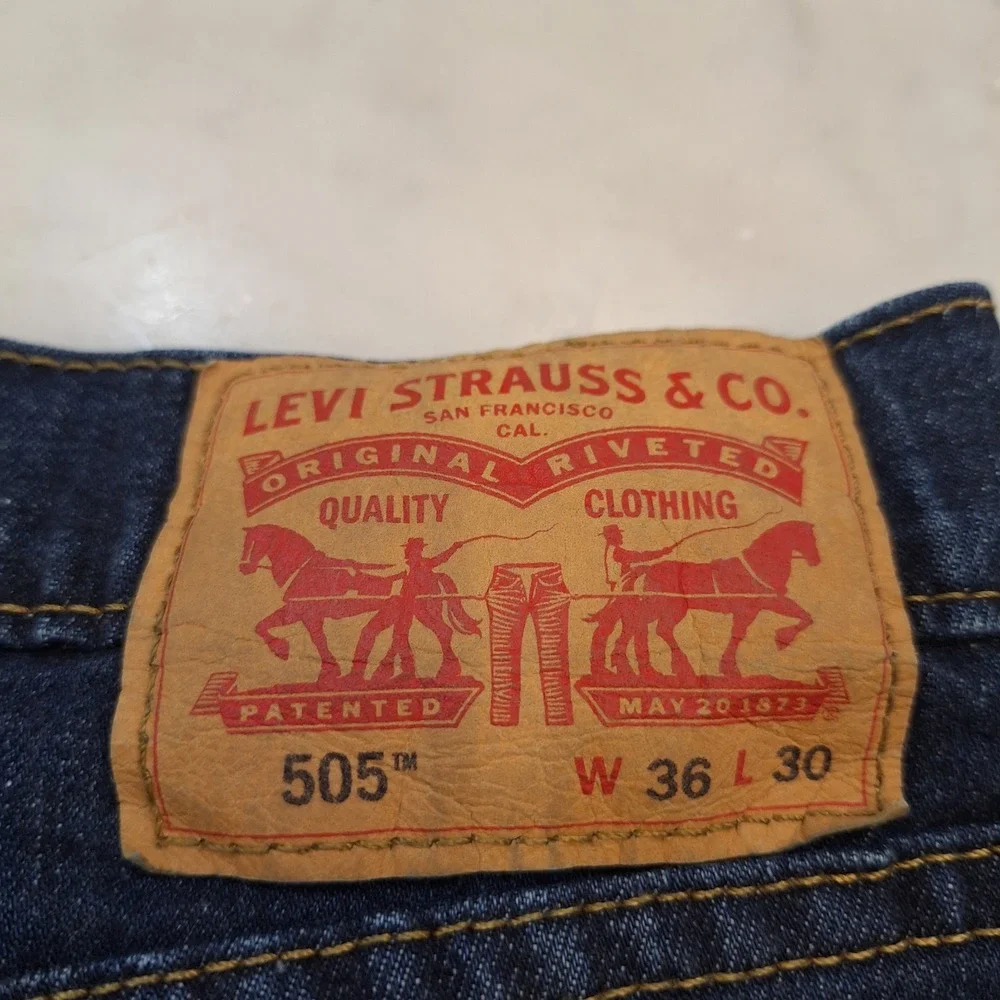 Levi's 505 Regular Fit Jeans Mens 36x30 Blue Dark Wash Straight Leg Denim Pants